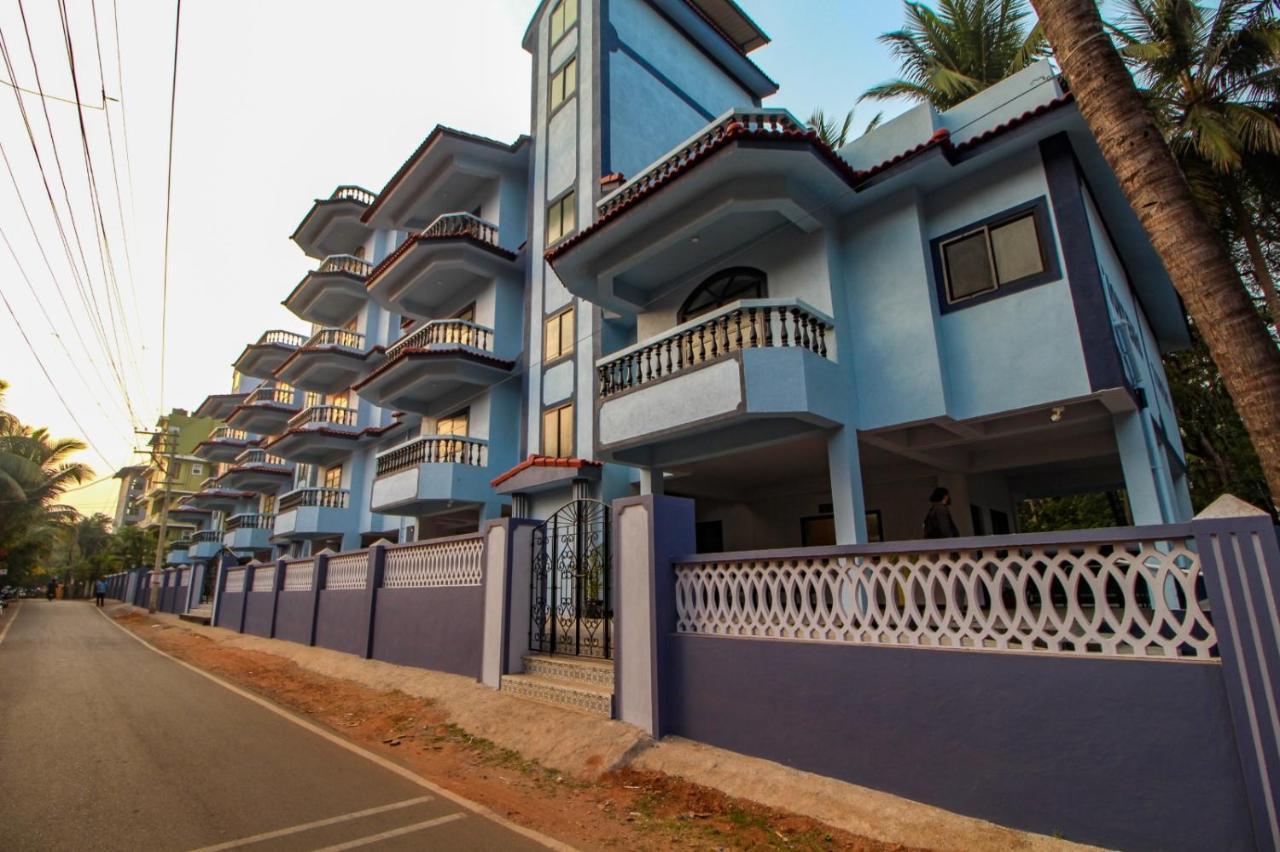 Monteiro Towers Hotell Candolim Exteriör bild